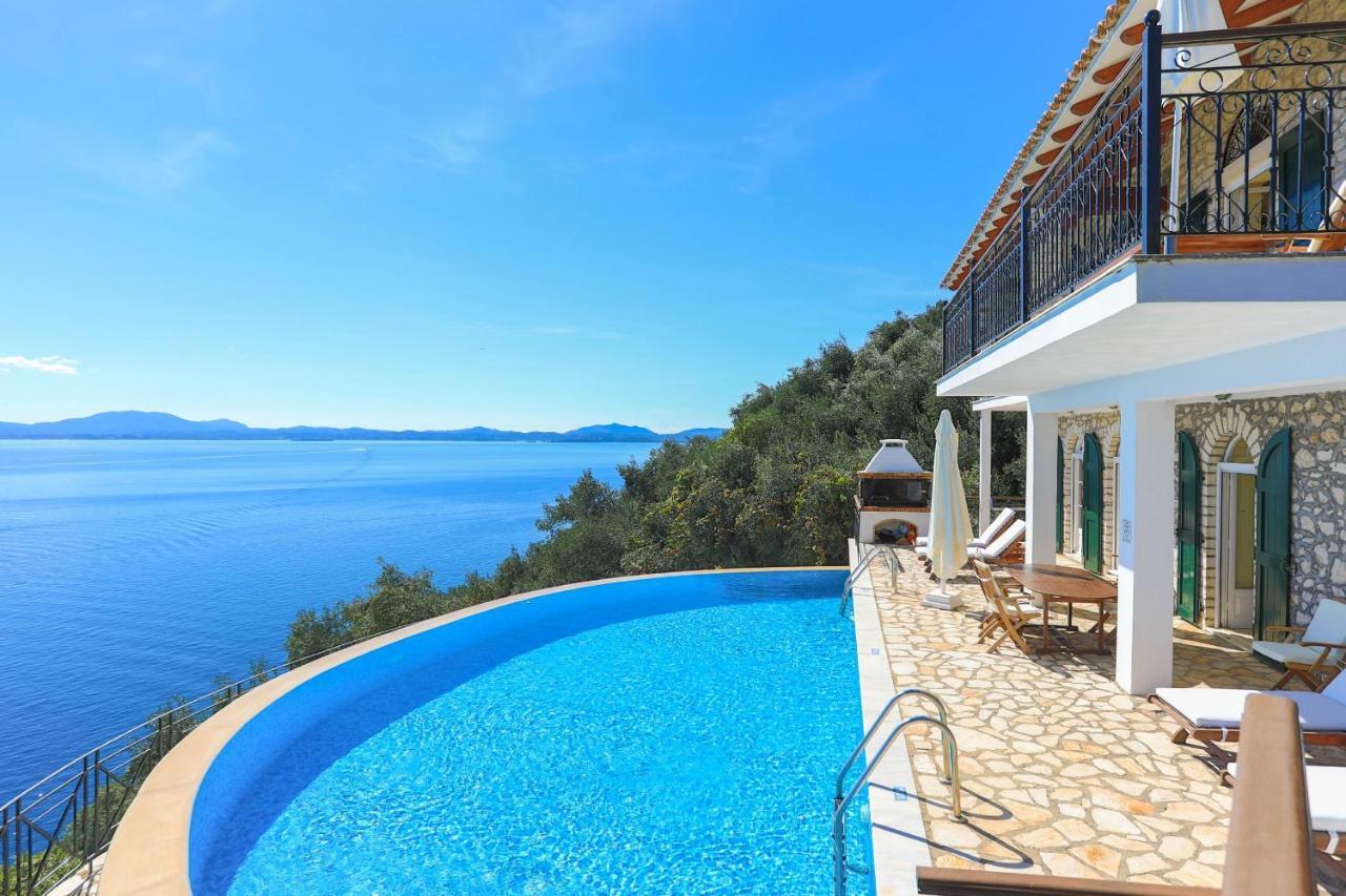 House On The Rocks Villa Katavolos Exterior photo