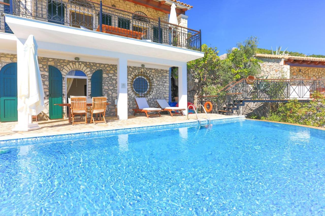 House On The Rocks Villa Katavolos Exterior photo